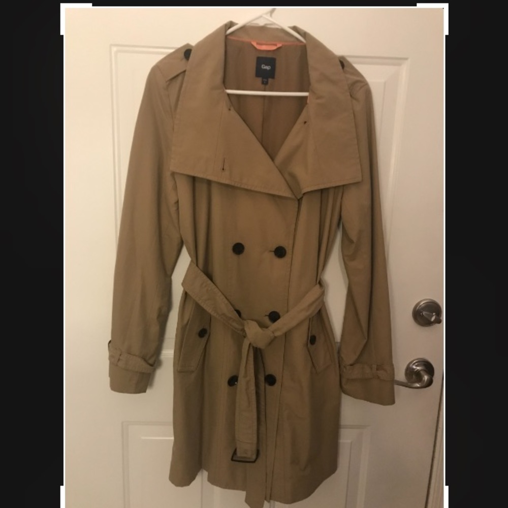 GAP Ladies Trench Coat